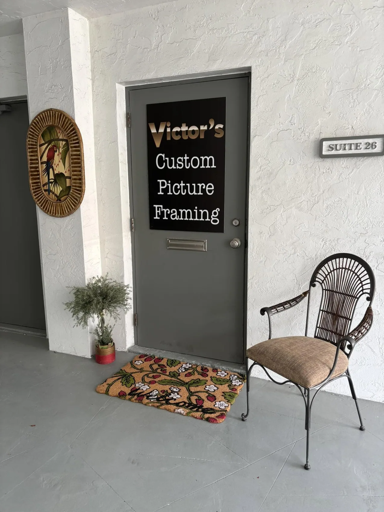Entrance to Victor’s Custom Picture Framing